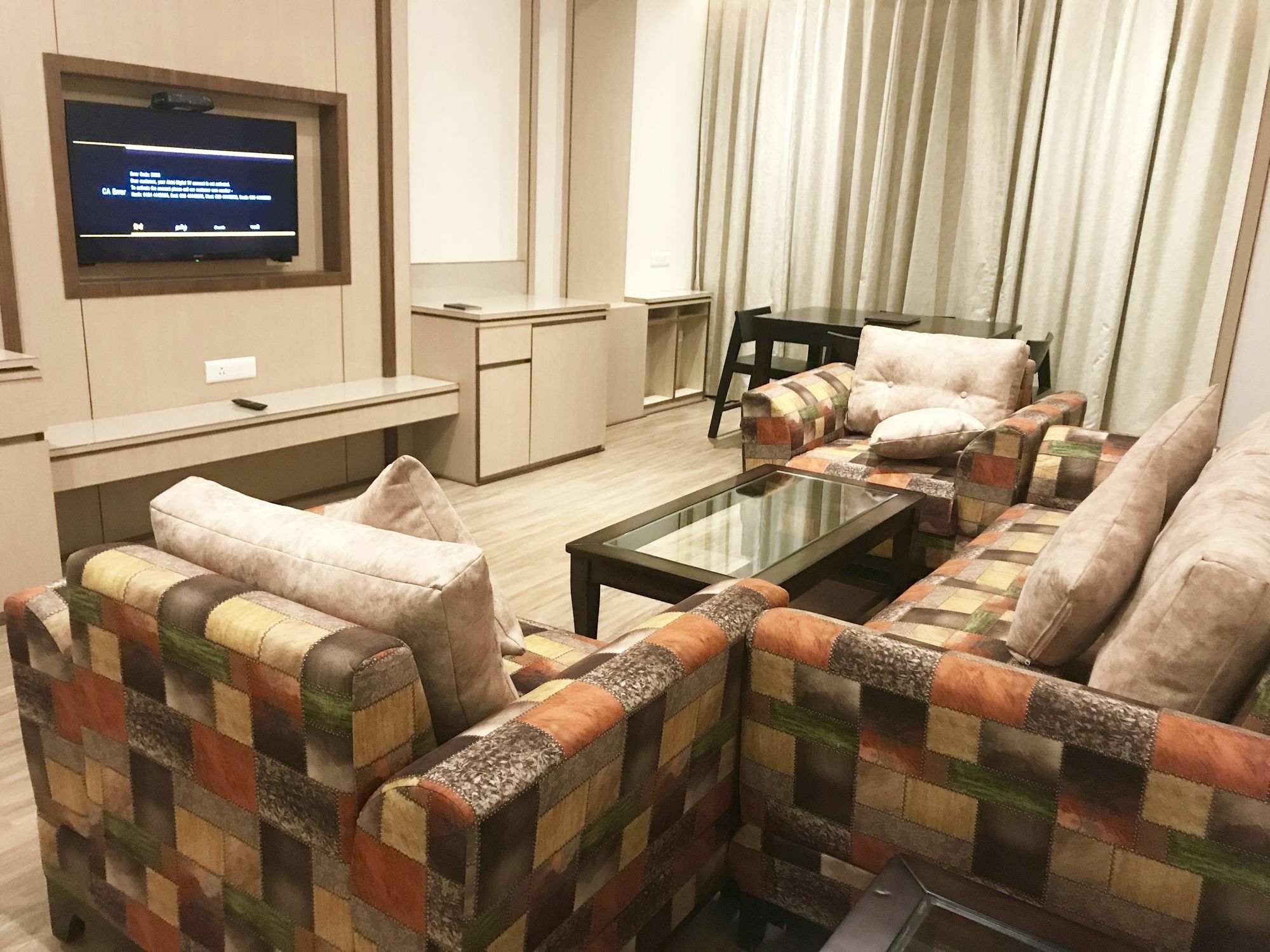 Alokik Resort- Pure Veg มะนาลี ภายนอก รูปภาพ